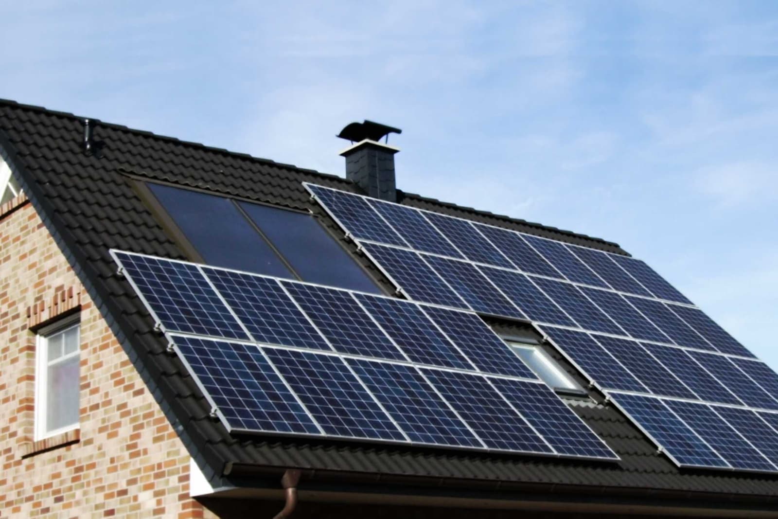 How can solar energy be used in residential villas?