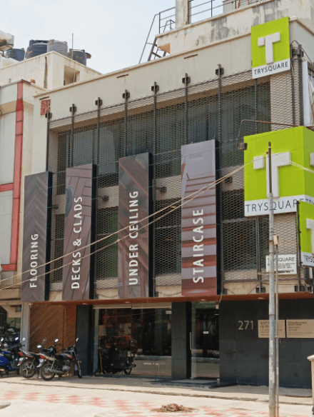 42 TRYSQUARE